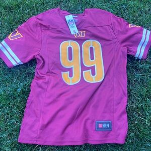 - Washington Comanders jersey for men, color red size Small #99. New with …